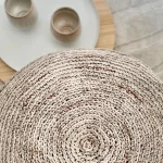 Pouf MALEA | Limitiert | Rundes, gehäkeltes Sitzkissen in Erdtönen | Handgefertigtes Boho-Unikat mit Füllung